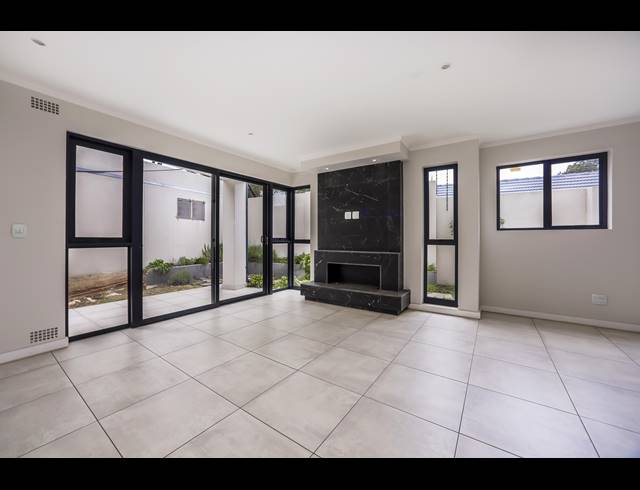 3 BEDROOM DUPLEX FOR SALE IN BRYANSTON